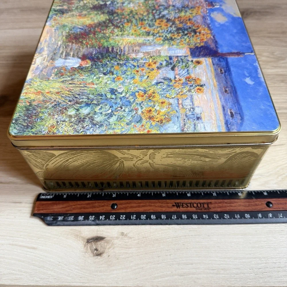 Monet gold Decorative Tin with‎ Lid - Artists garden
